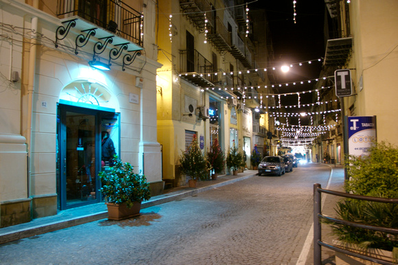 Via Atenea, the main street in Agrigento, late night.