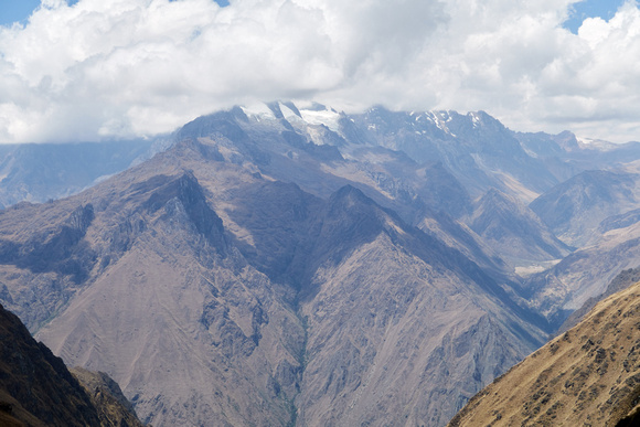 Nevado Huayanay to the ESE