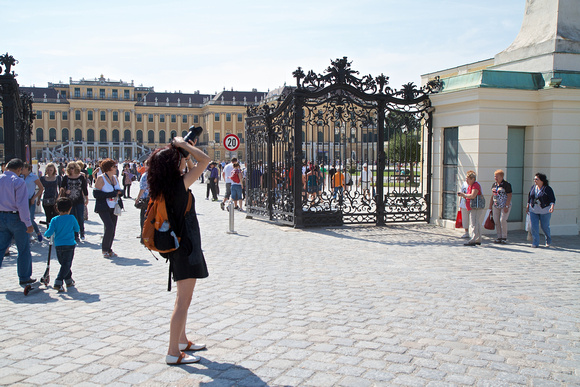 Main entrance to Schloß Schönbrunn.