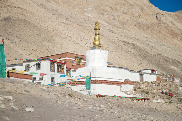 Rongbuk Monastery (絨布寺). At 5,000m/16,400ft, highest buddhist monastery in Tibet and the world.