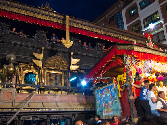 Big crowd at the Indra Chowk, in front of the Akash (Blue) Bhairava Temple.