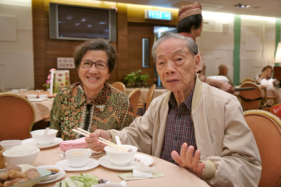 Auntie and Uncle 5 at Ho Choi Seafood Restaurant in Wan Chai.