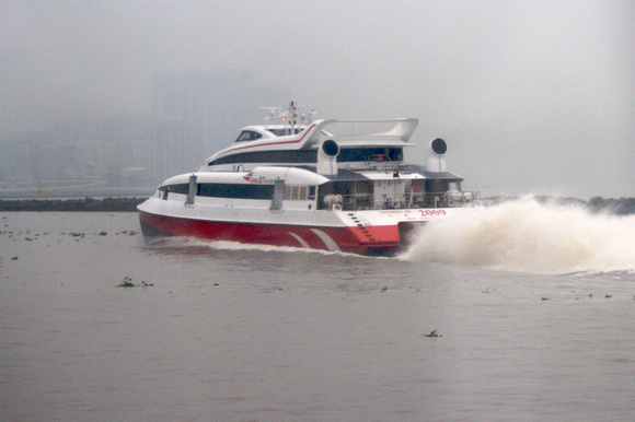 Tricat "Universal Mk 2009" arriving from Hong Kong.