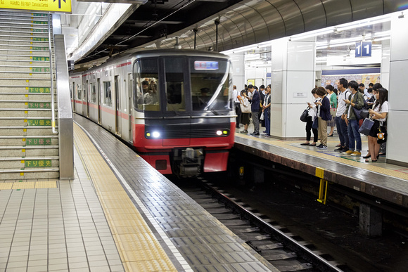 Local trains use same platforms as there are only 4.