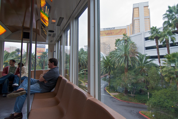 Next morning, riding the free tram between the TI and Mirage.